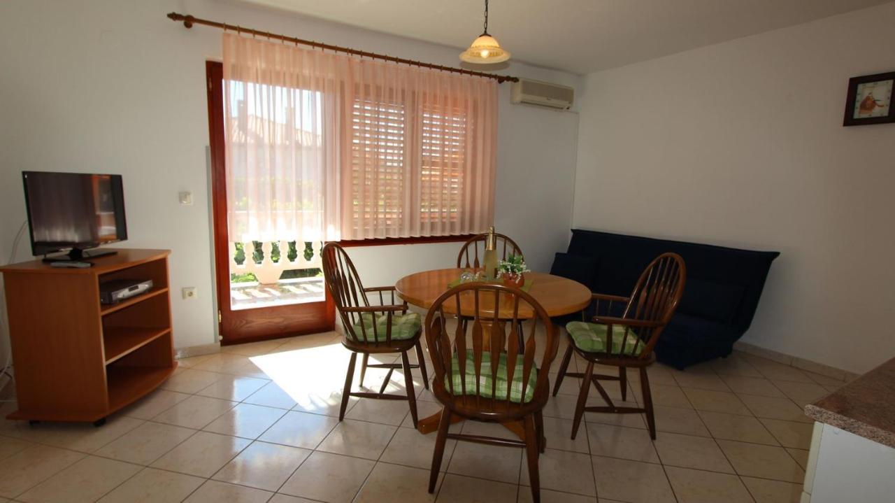 מאלינסקה Apartments Miko מראה חיצוני תמונה